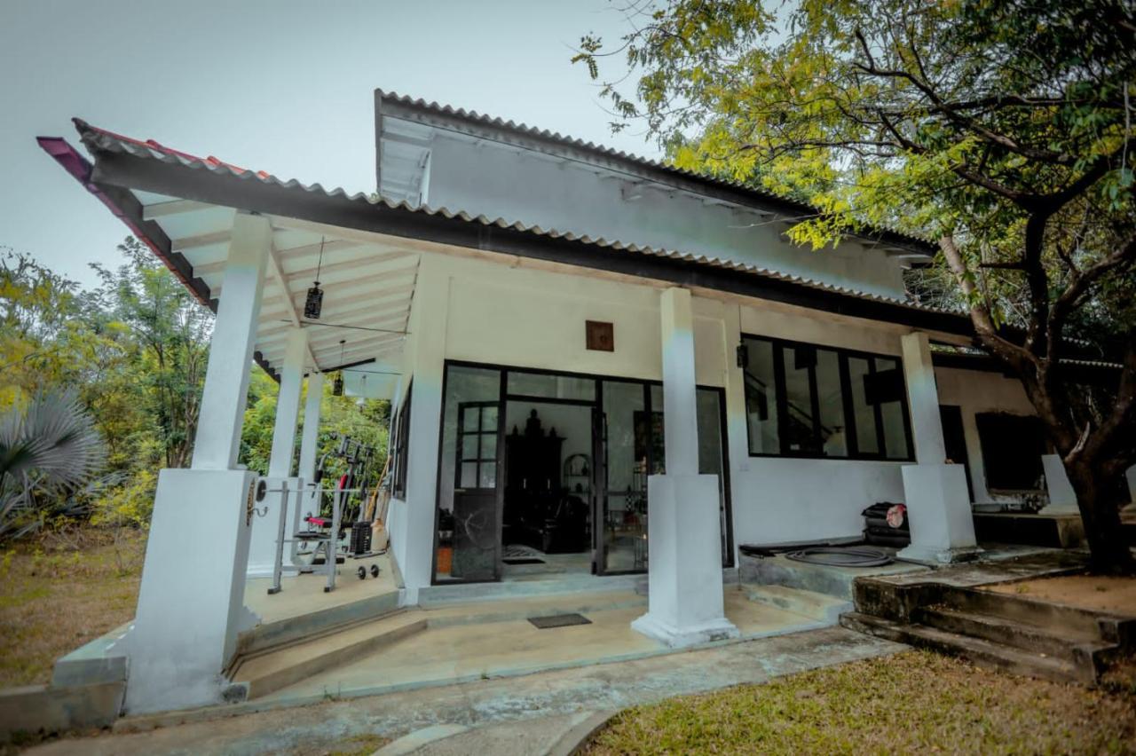 Hotel Sigiriya Kele Exterior photo
